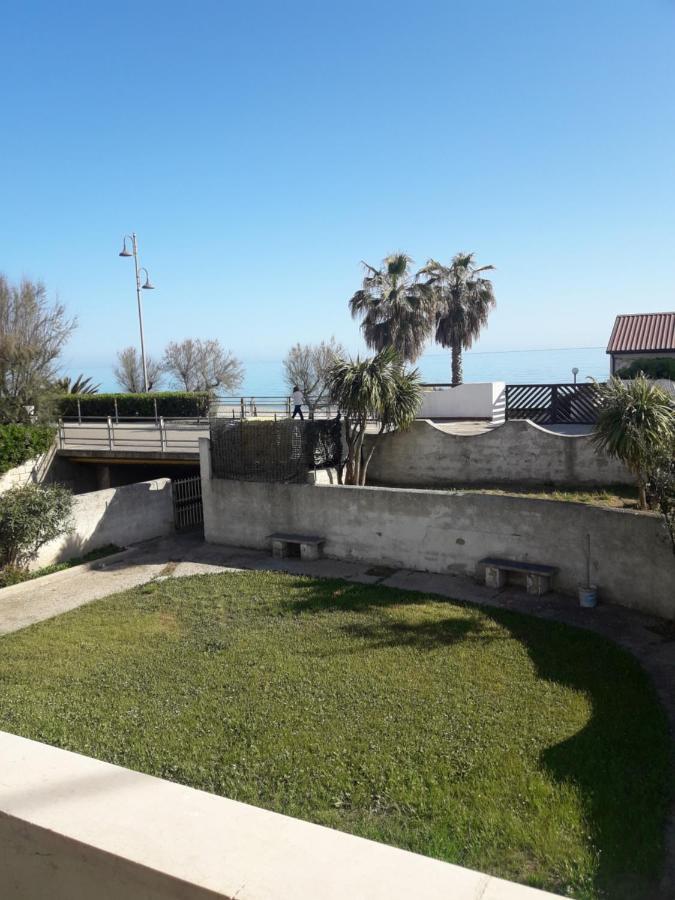 Casa A 20 Metri Dal Mare! Apartment Fossacesia Ngoại thất bức ảnh